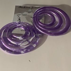 Triple Acrylic Floral Earrings. NWT